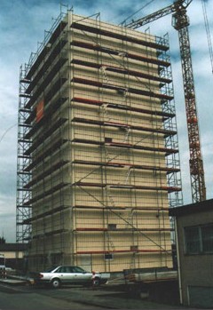 Silo Zementwerk eingehaust Dach und Wand mit Stahlbau